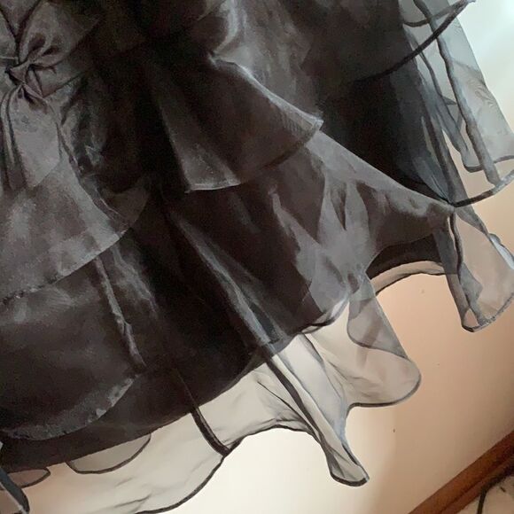 NWT DAVID’S BRIDAL BEAUTIFUL STRAPLESS FORMAL LITTLE BLACK DRESS SIZE 6 - Picture 4 of 5